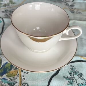 Indigo Kiss 💋 Print ☕️ teacup and saucer